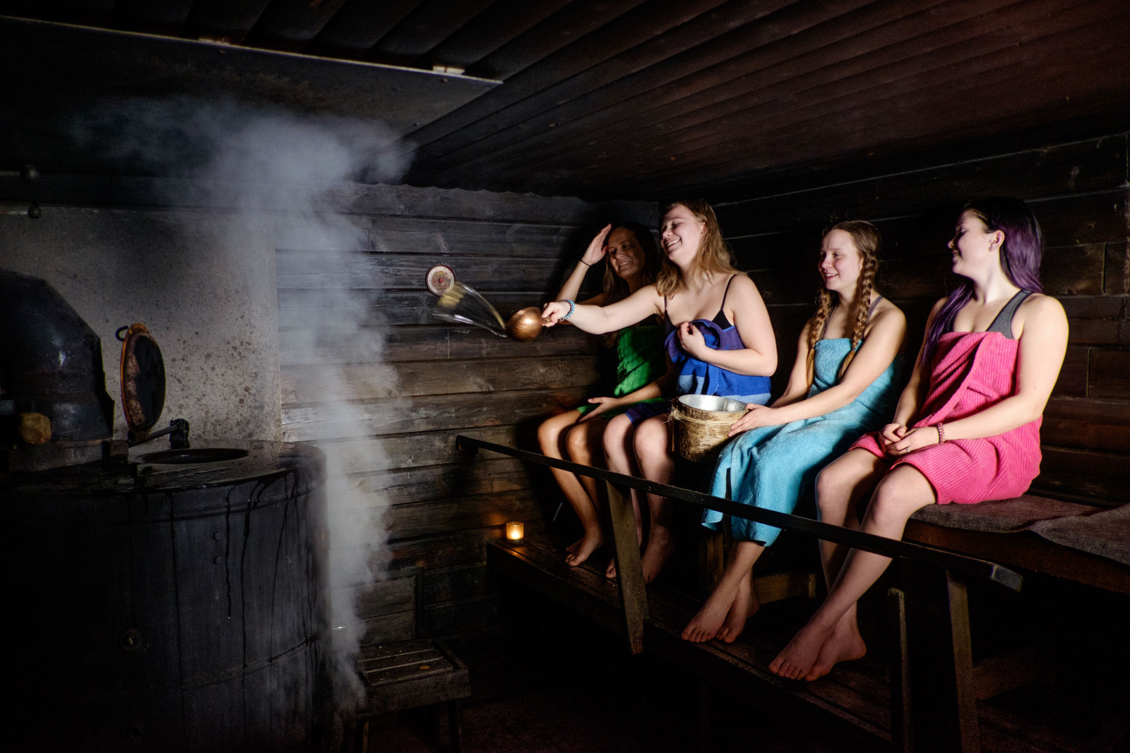 Authentic Sauna & Dinner by the Lake | Booknordics AS