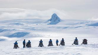 From Höfn: Snowmobiling on Panoramic Vatnajökull Glacier