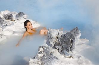 From Reykjavik: Blue Lagoon Comfort Ticket & Return Transfer